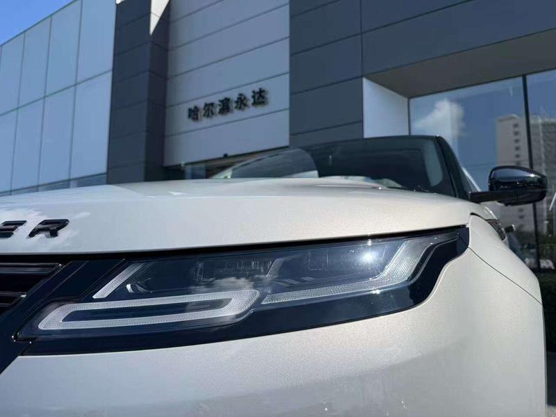 Land Rover Range Rover Evoque L, 2023 — фото 6 из 12