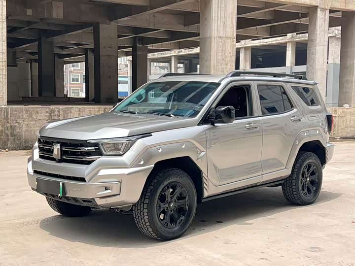 Tank 400 Hybrid, 2023 — купить в Казани под ключ