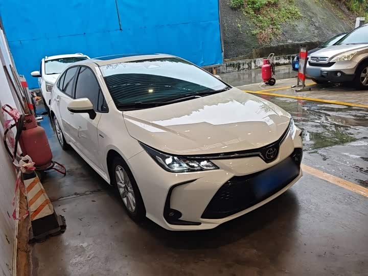 Toyota Corolla, 2024 — фото 4 из 9