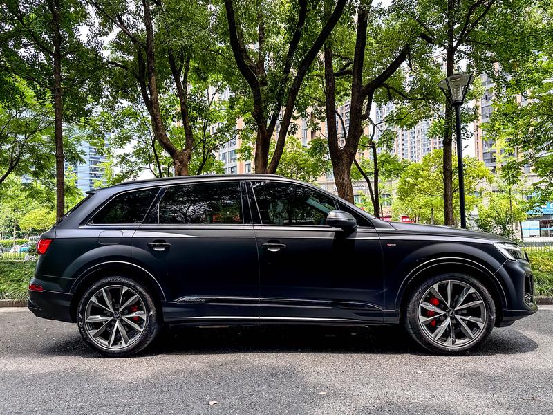 Audi Q7, 2025 — фото 5 из 12