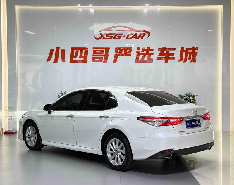 Toyota Camry, 2022 — фото 5 из 12