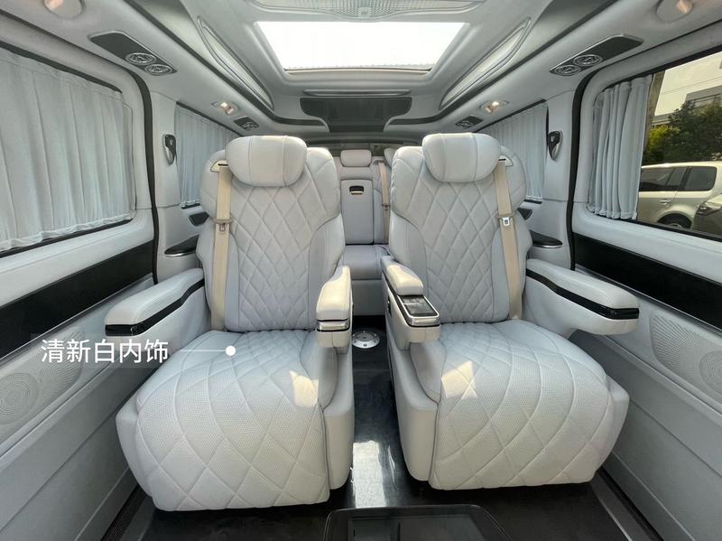 Mercedes-Benz V-Class, 2024 — фото 10 из 12