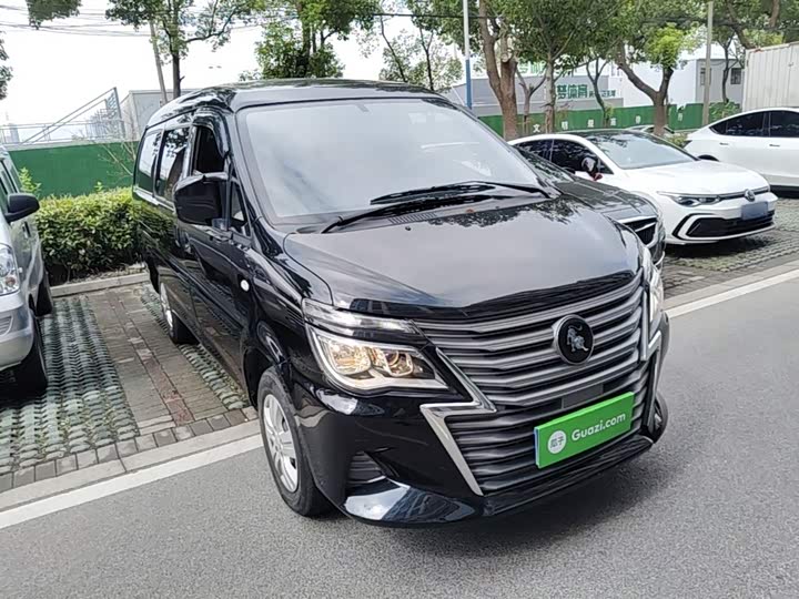 Dongfeng Forthing Lingzhi M5, 2023 — фото 4 из 9