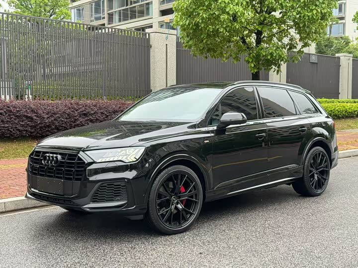 Audi Q7, 2024 — купить в Тольятти под ключ
