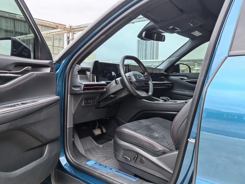 Ford Edge, 2023 — фото 10 из 12