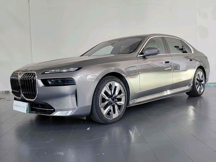 BMW i7, 2022 — купить в Иванове под ключ
