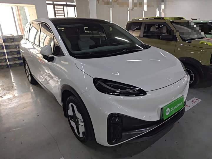 BAIC Arcfox Kaola S, 2024 — фото 4 из 9
