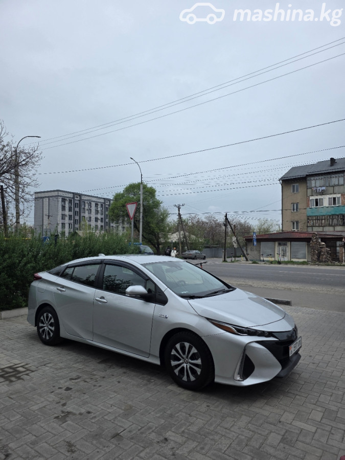 Toyota Prius, 2021
