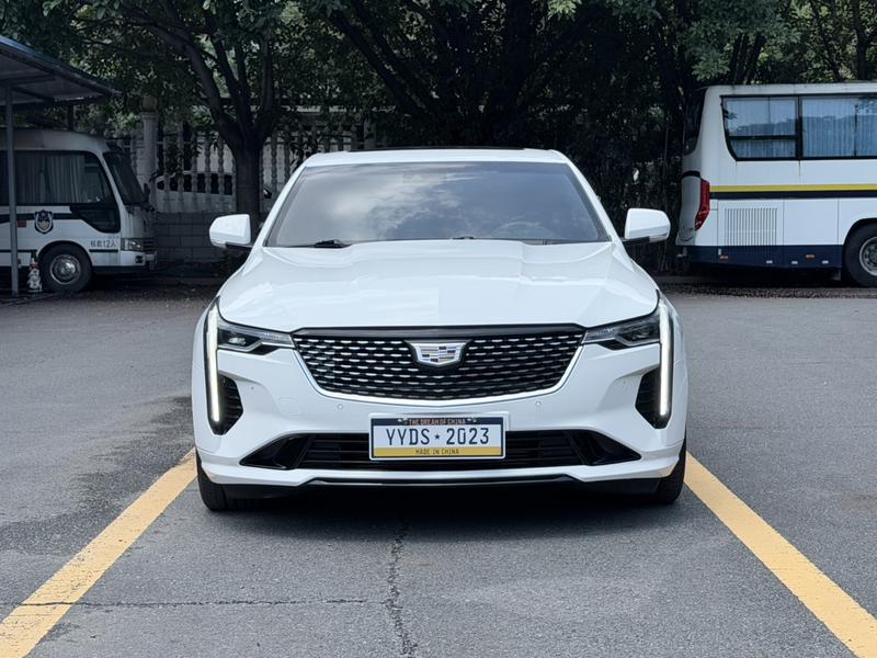 Cadillac CT4, 2022 — фото 2 из 12