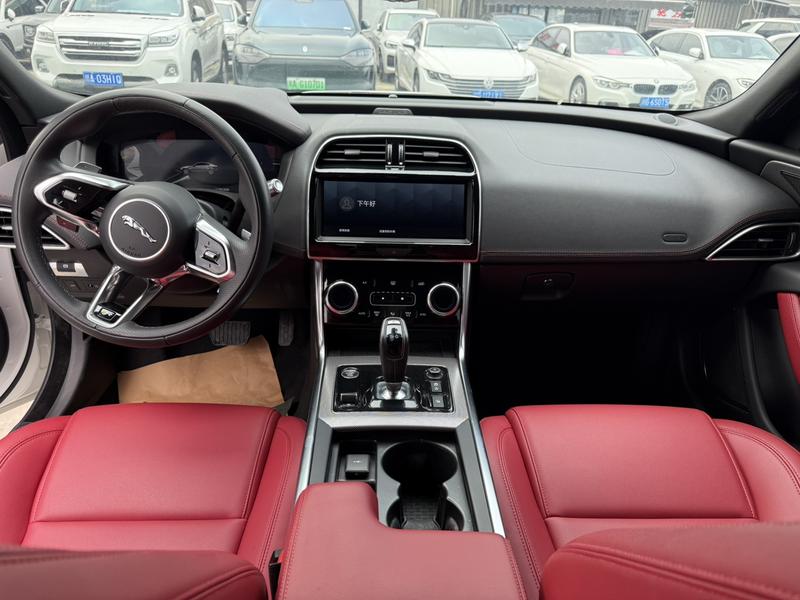 Jaguar XE L, 2022 — фото 8 из 12