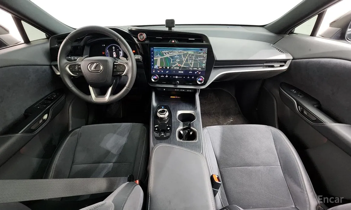 Lexus RZ, 2023 — фото 7 из 12