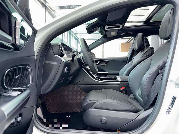 Mercedes-Benz C-Class Hybrid, 2023 — фото 4 из 9