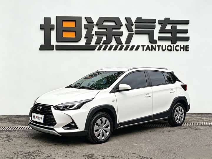 Toyota Yaris L Hatchback, 2022 — купить в Калуге под ключ