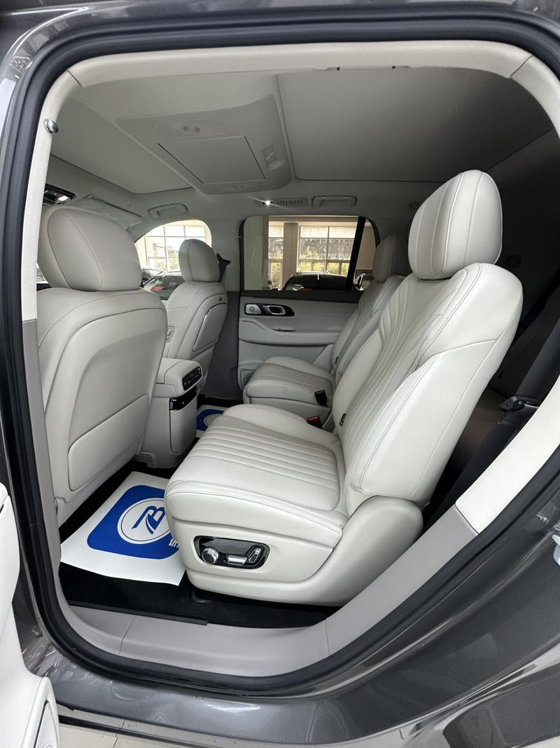 Geely Galaxy M9, 2026 — фото 10 из 12