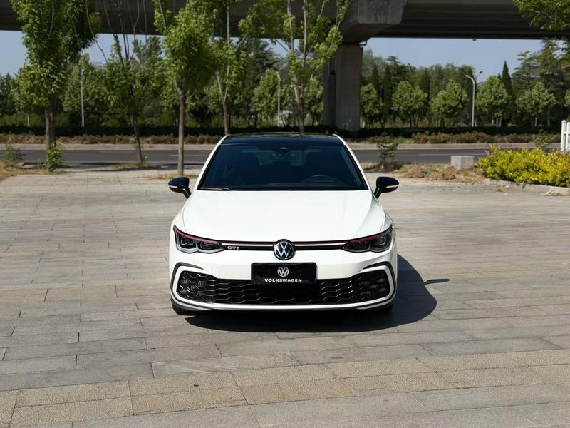 Volkswagen Golf GTI, 2023 — фото 2 из 10
