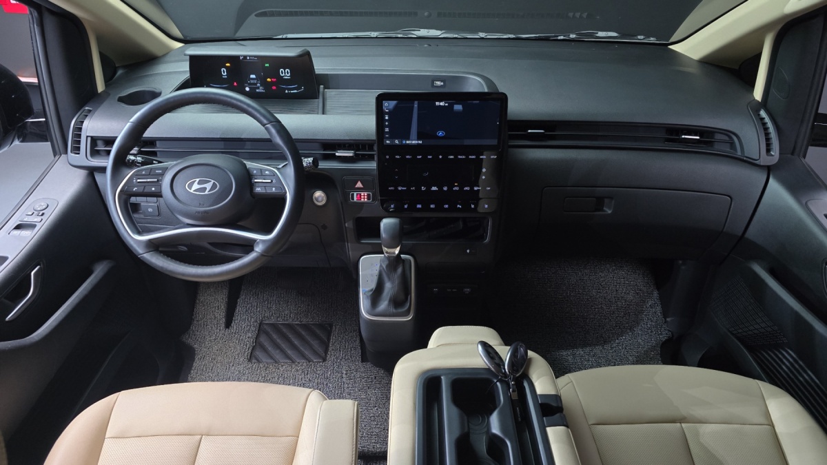 Hyundai Staria, 2024 — фото 7 из 12