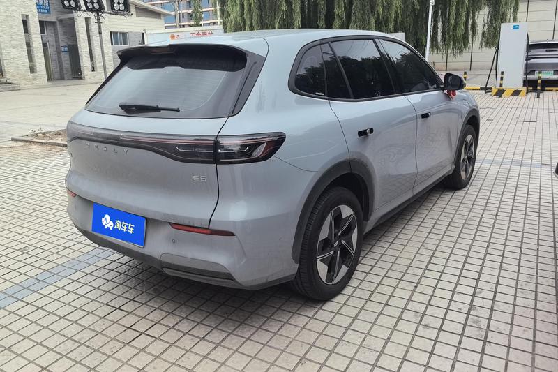 Geely Galaxy E5, 2025 — фото 3 из 11
