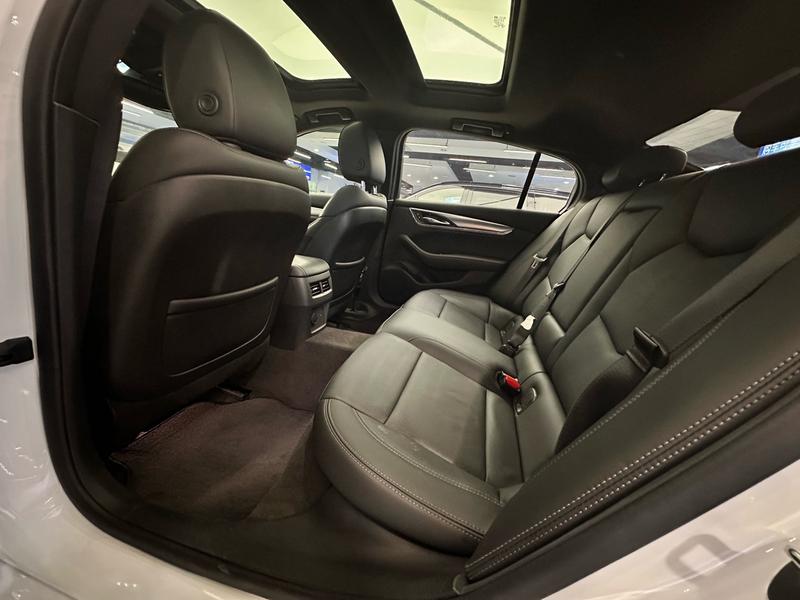 Cadillac CT5, 2022 — фото 10 из 11
