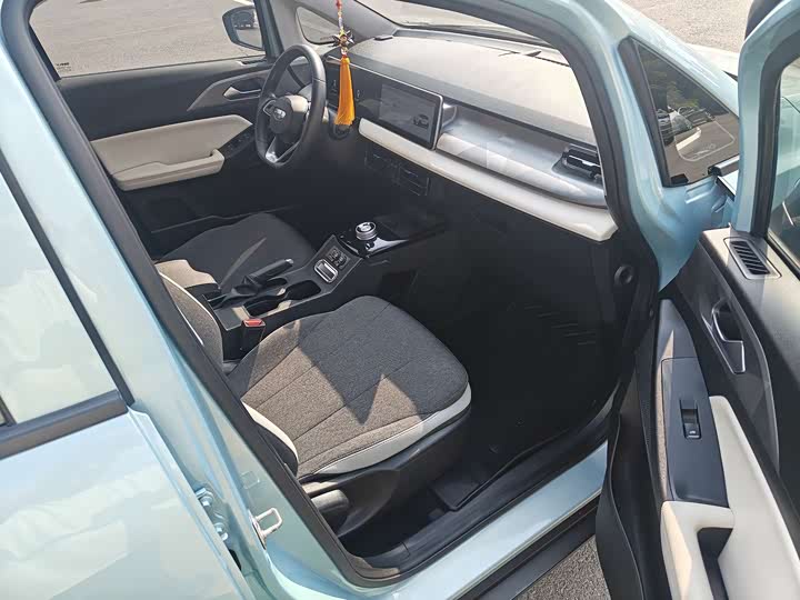 Geely Geometry E Firefly, 2024 — фото 8 из 9