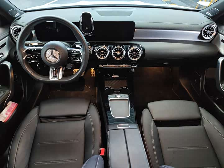 Mercedes-Benz A-Class AMG, 2025 — фото 4 из 9