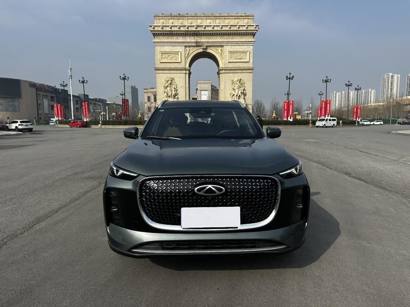 Chery Tiggo 8 Plus, 2024 — фото 2 из 10