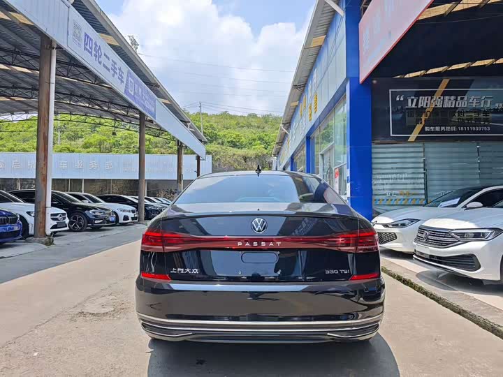 Volkswagen Passat, 2024 — фото 8 из 9