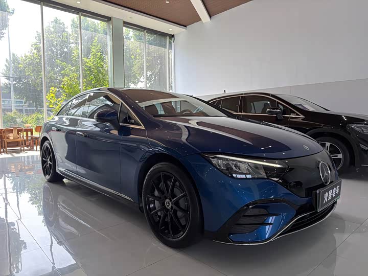 Mercedes-Benz EQE, 2023 — фото 3 из 9