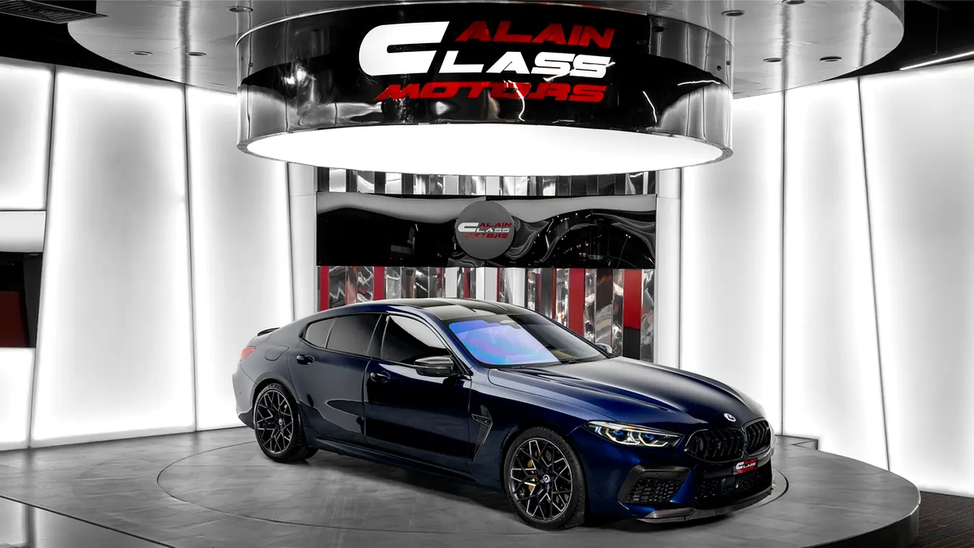 BMW M8, 2023