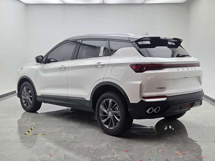 Geely Coolray, 2026 — фото 4 из 9