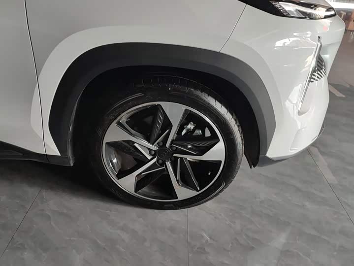 Geely Galaxy L7, 2024 — фото 5 из 9