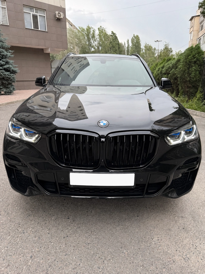 BMW X5, 2023 — фото 3 из 9