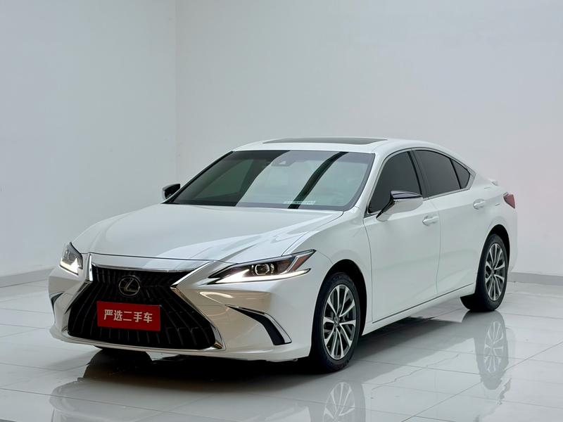 Lexus ES, 2023 — купить в Липецке под ключ