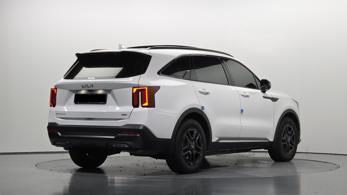 Kia Sorento, 2024 — фото 2 из 12