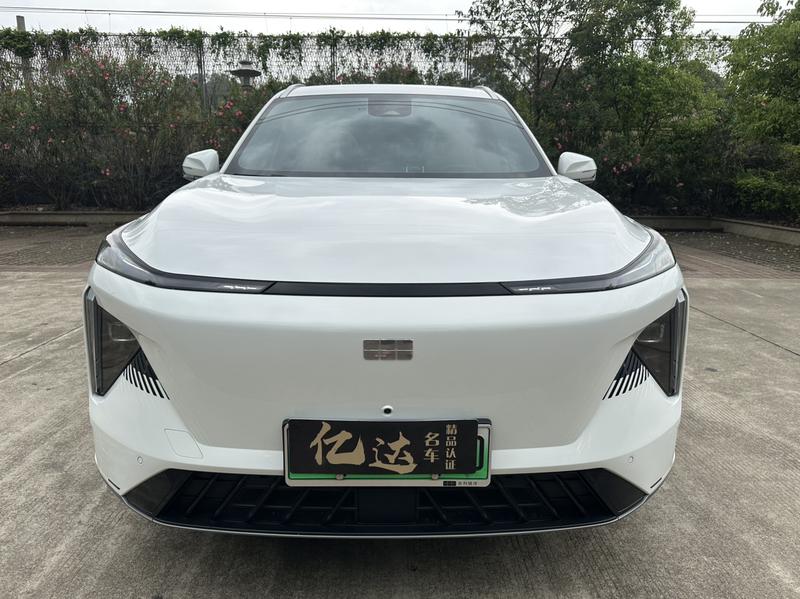 Geely Galaxy L7, 2024 — фото 2 из 12