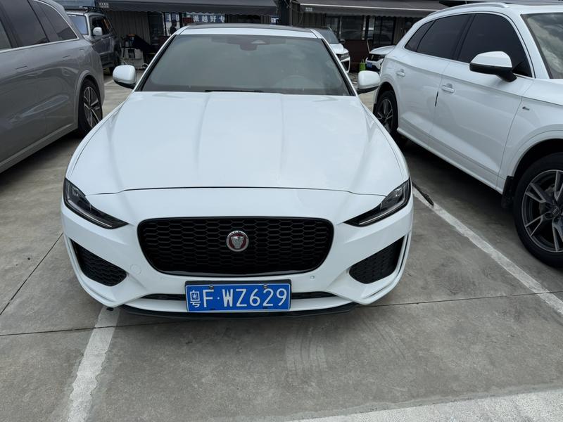 Jaguar XE L, 2022 — фото 2 из 12