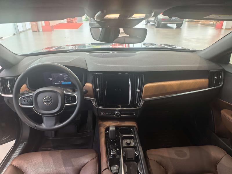 Volvo S90, 2024 — фото 10 из 12
