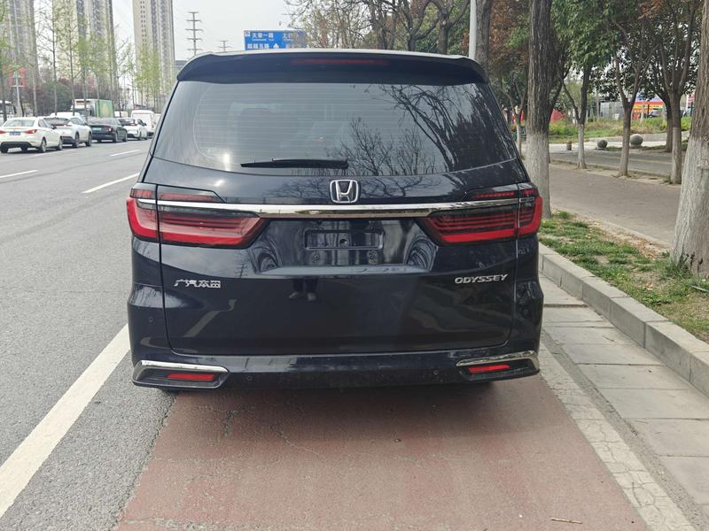 Honda Odyssey, 2023 — фото 5 из 12