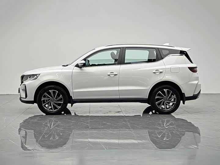 Geely Vision X6, 2022 — фото 3 из 9