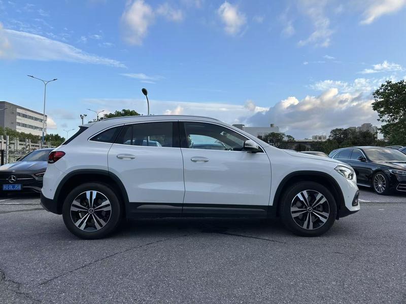 Mercedes-Benz GLA-Class, 2023 — фото 7 из 12