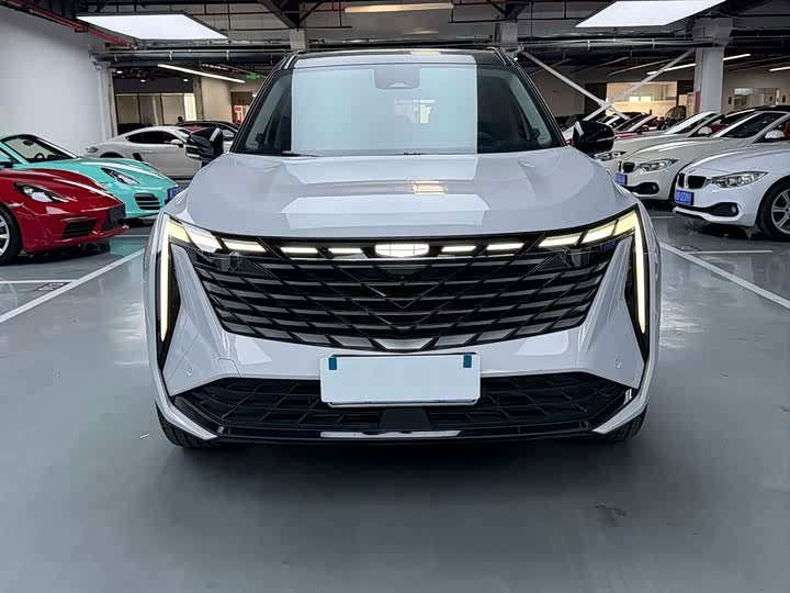 Geely Atlas L, 2024 — фото 2 из 9