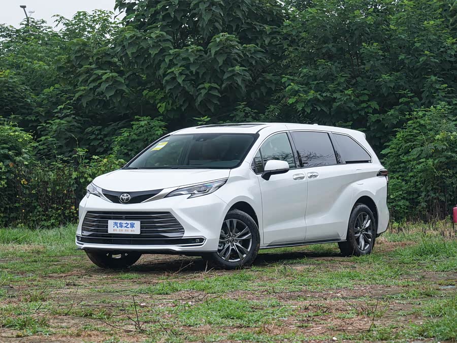 Toyota Sienna, 2026 — купить в Калуге под ключ