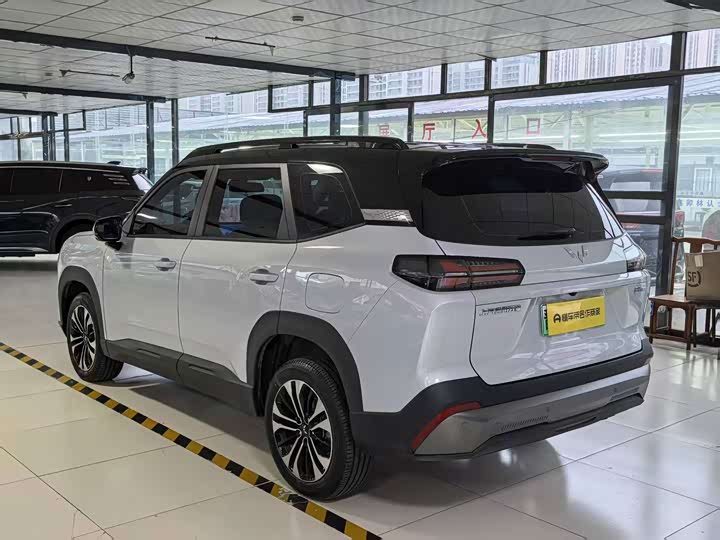 Wuling Starlight 560 Hybrid/EV, 2026 — фото 8 из 9