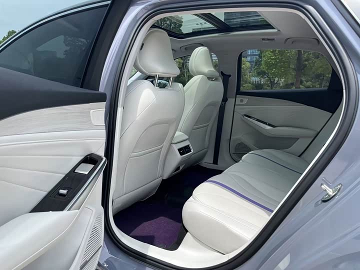Geely Preface L, 2023 — фото 7 из 9