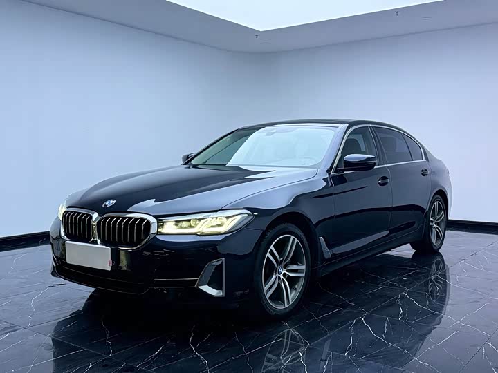 BMW 5 Series, 2023 — купить в Перми под ключ
