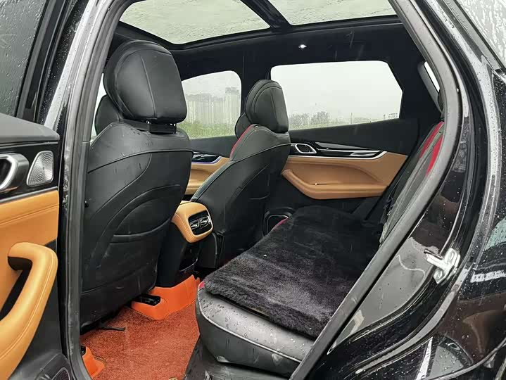 Geely Atlas L, 2025 — фото 5 из 9