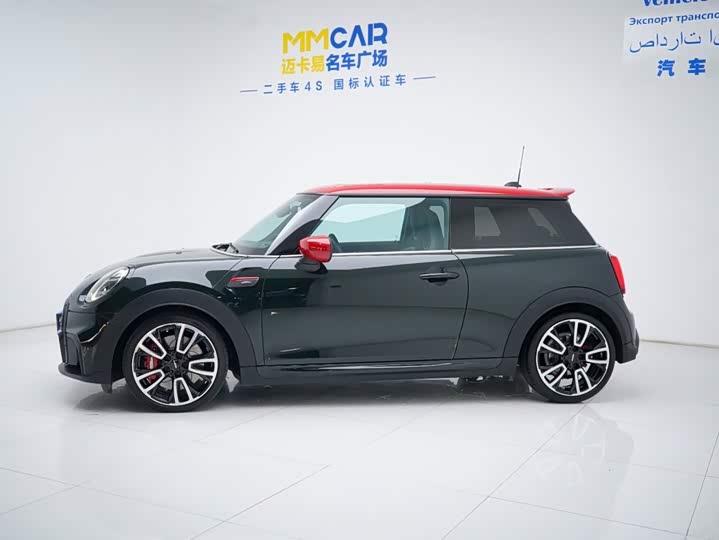 Mini Mini JCW, 2022 — фото 9 из 9