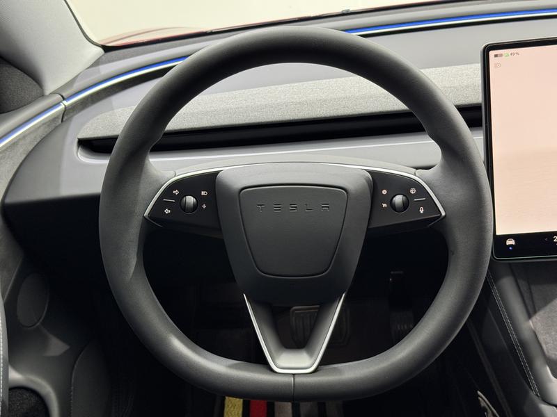 Tesla Model 3, 2024 — фото 9 из 12