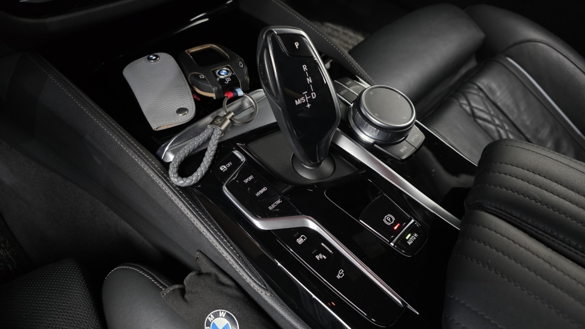 BMW 5 Series, 2021 — фото 9 из 12