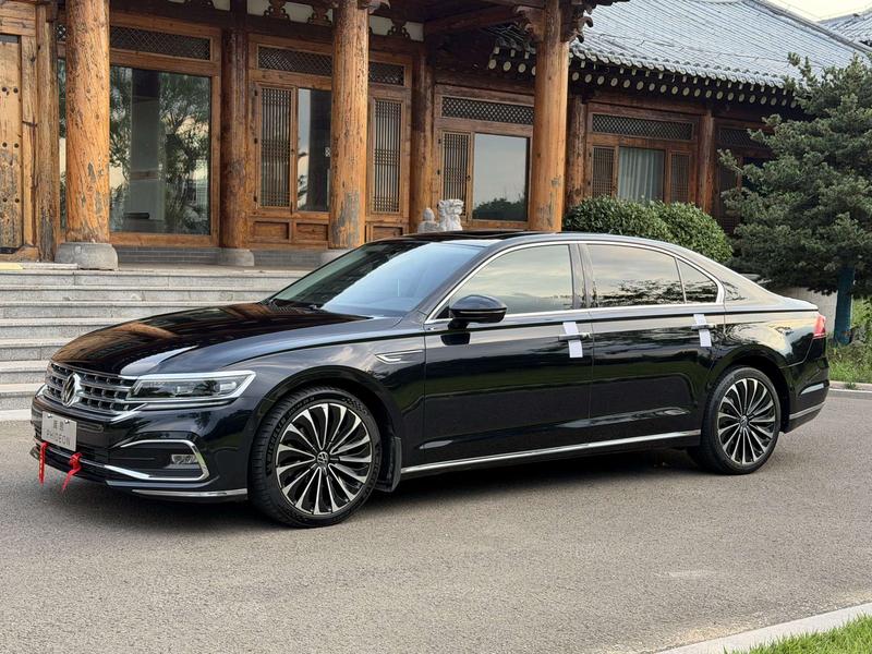 Volkswagen Phideon, 2023 — купить в Самаре под ключ