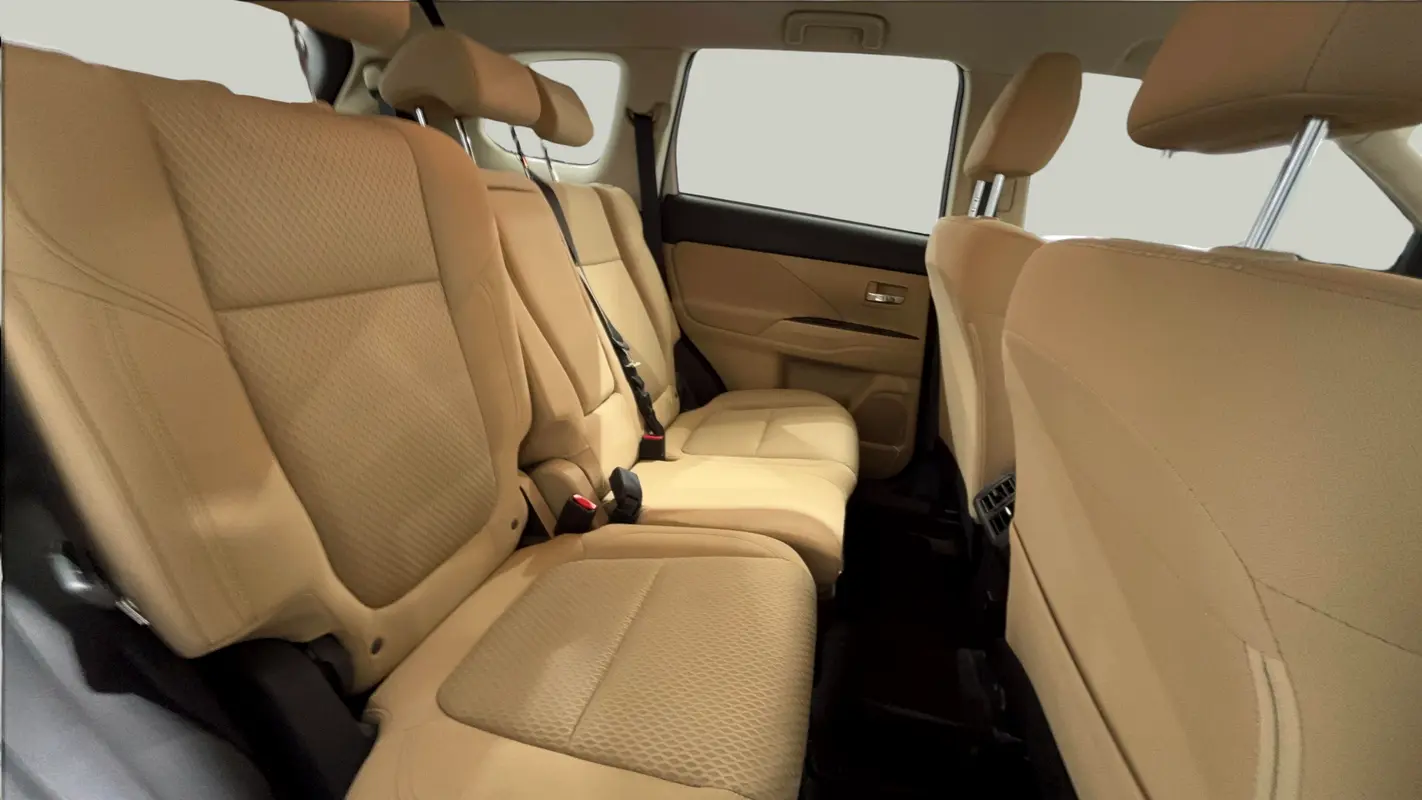 Mitsubishi Outlander, 2023 — фото 10 из 10